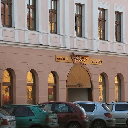 Parkhotel Centrum Spišská Nová Ves Exteriér fotografie