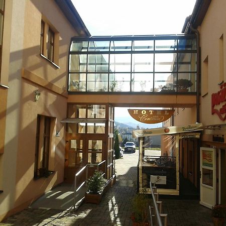 Parkhotel Centrum Spišská Nová Ves Exteriér fotografie