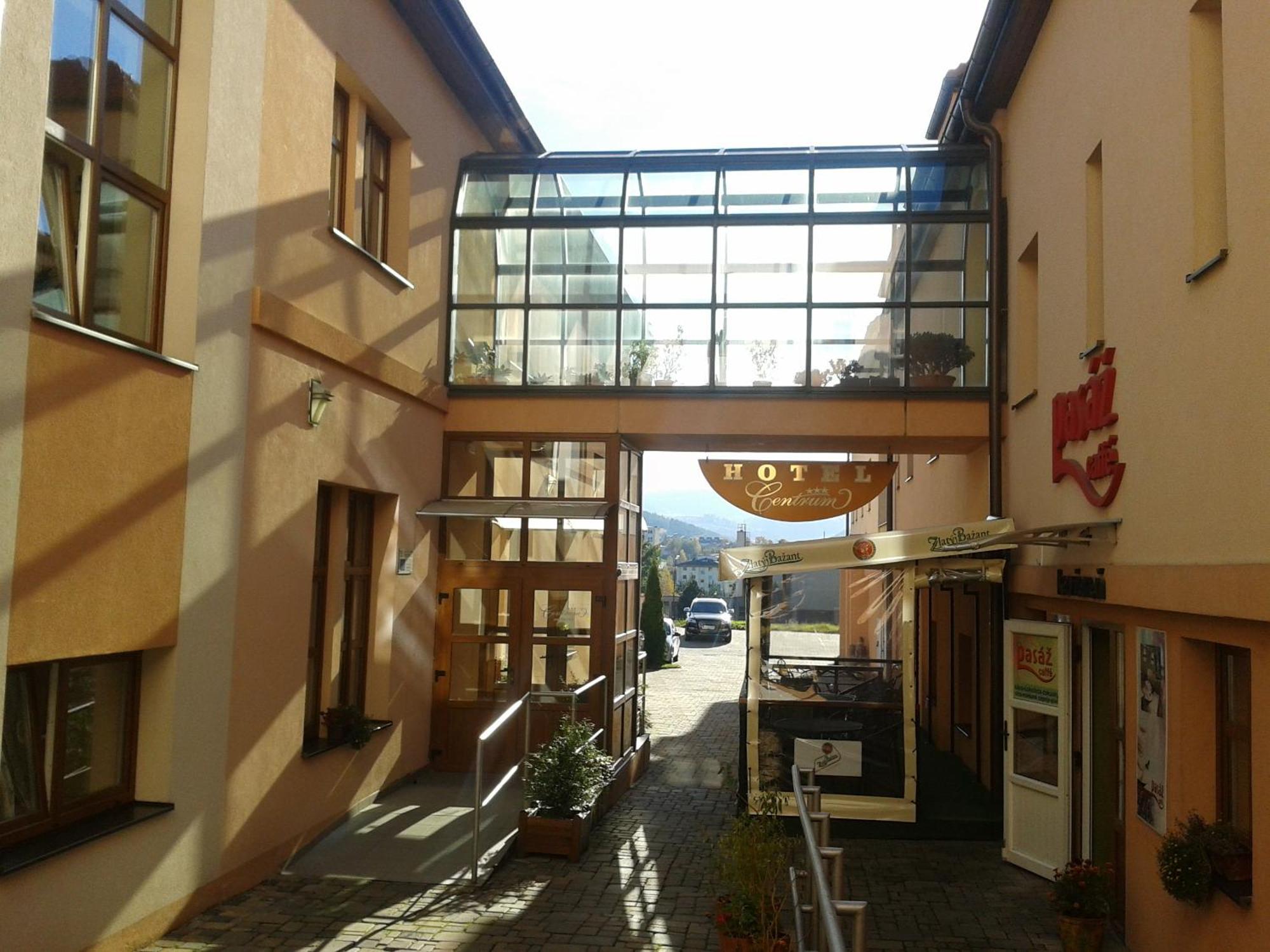 Parkhotel Centrum Spišská Nová Ves Exteriér fotografie